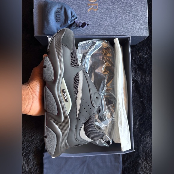 Authentic- DIOR B22 Black Silver Receipt Induded🔥 - Picture 1 of 6
